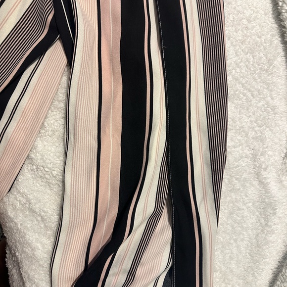 bustier jumpsuit with open legs - Picture 2 of 4